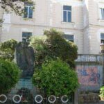 Largo Caduti - scuola elementare Procida