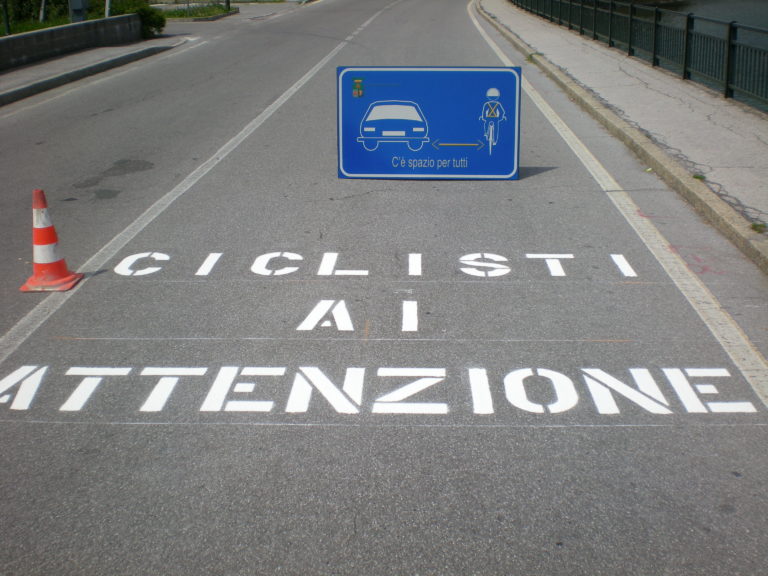 Attenzione ai ciclisti e1467386245400