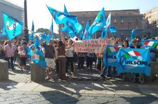 Manifestazione docenti Napoli 4 agosto