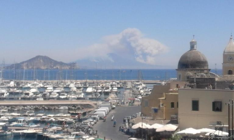 Vesuvio in fiamme
