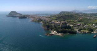 CAstello di Baia dallalto e1531377971173