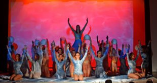 Procida Hall saggio moderno foto di Aniello Intartaglia Vision Studio e1530965613895