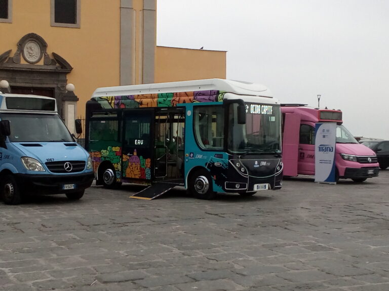 Arrivo pullman elettrico scaled e1653668470466