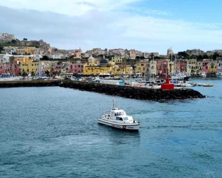 Guardia Costiera Procida